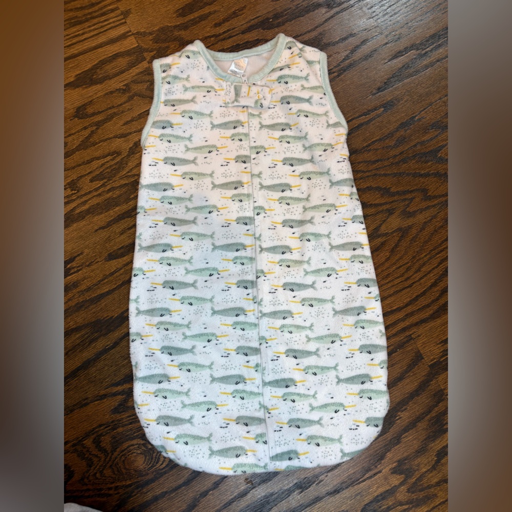 Adorable Green and White Baby Sleep Sack
